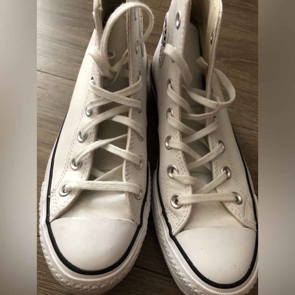 Converse Chuck Taylor All Star White High Top Sneakers Women’s Size